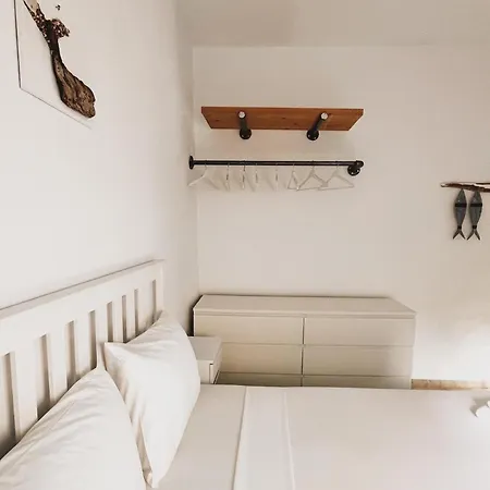 Lucy's * مدينة سكياثوس